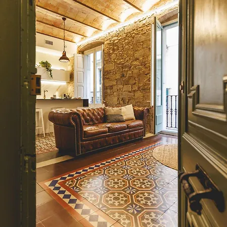 Apartment Bravissimo Mercaders 3, Old Town Oasis