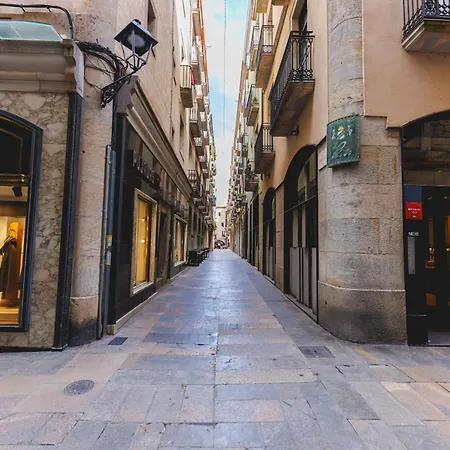 Apartman Bravissimo Mercaders 3, Old Town Oasis